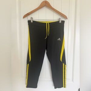 Adidas Climalite Response 3/4 Crop Leggings Black Yellow Athletic Run Gym Small